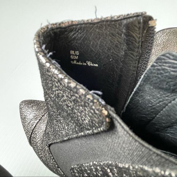 Donald Pliner Blis heeled boots booties metallic with stretch panel - Picture 12 of 12